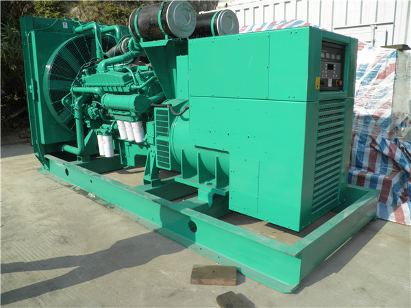 曲江出租发电机 发电机组厂家：柴油发电机组的控制屏的作用是什么？